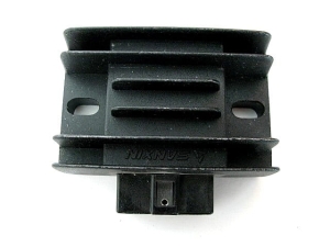 Regulator napięcia 12V ZIPP VEGA 50/125